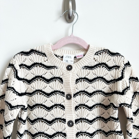 ZARA Girl Open Knit Cardigan with Scalloped Detail Size 4-5 - Picture 4 of 9